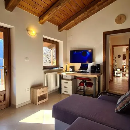 Independent With Breathtaking View بيت ضيافة Villar Pellice